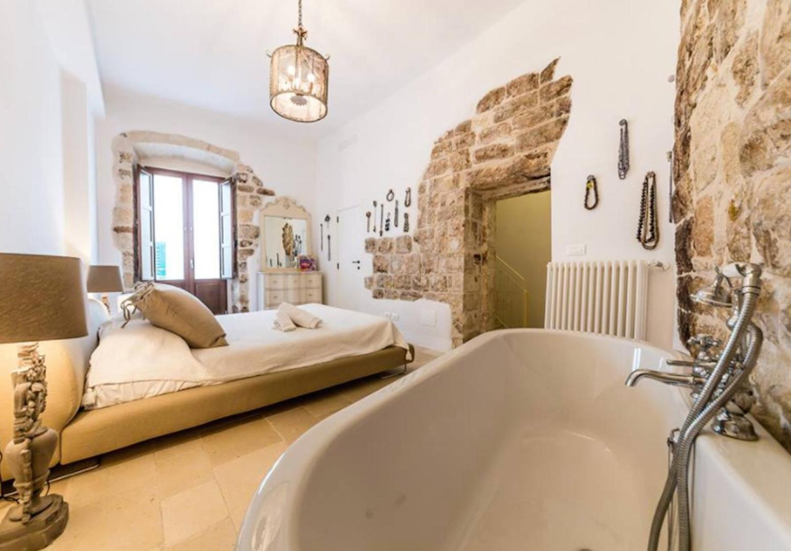 Itaca Home To Explorers In Polignano A Mare Luaran gambar
